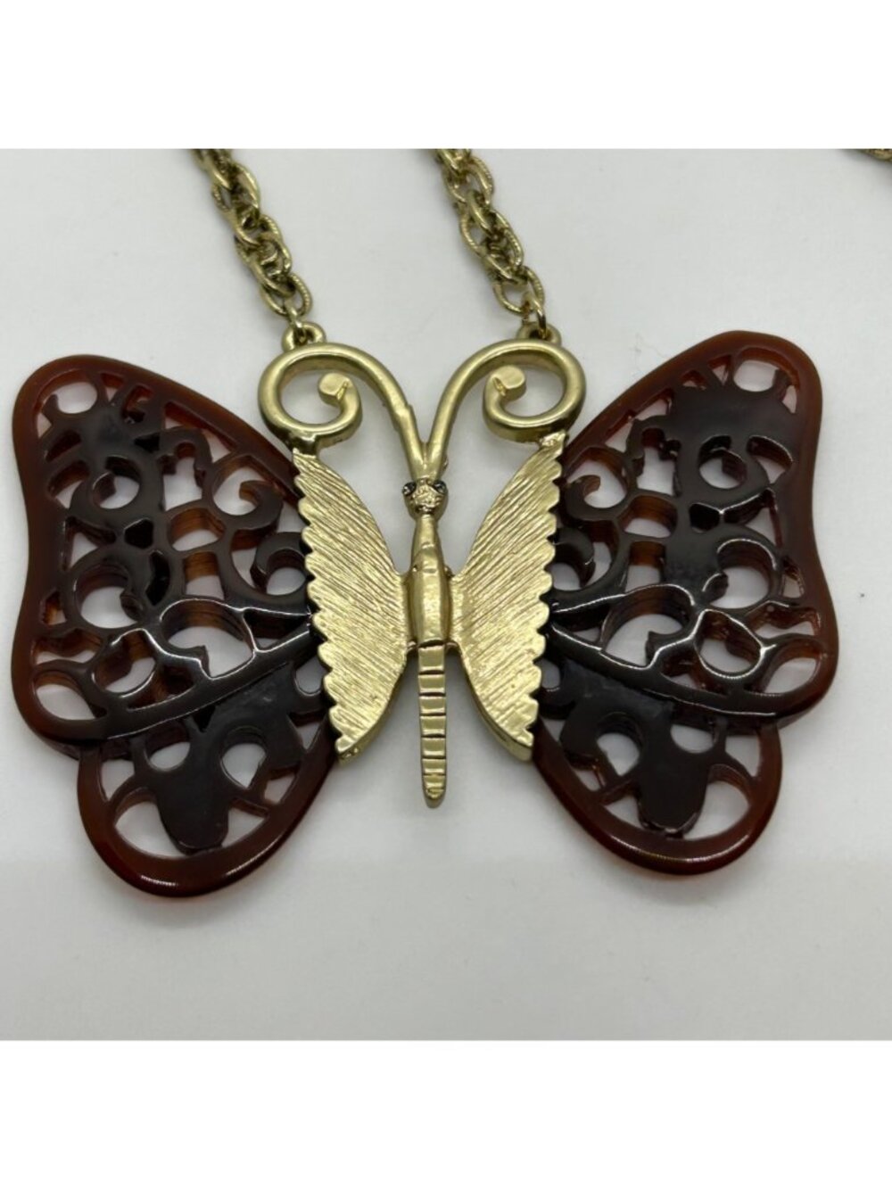 Vintage Anthropologie Butterfly Pendant Necklace Brown Filigree Wings Gold-Tone - Picture 2 of 15